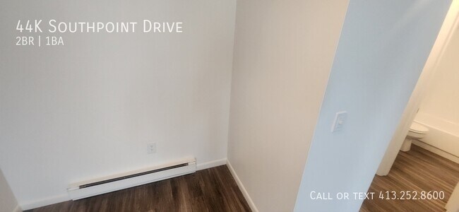 Building Photo - 44 Southpoint Dr