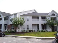 Building Photo - 4122 Breezewood Dr