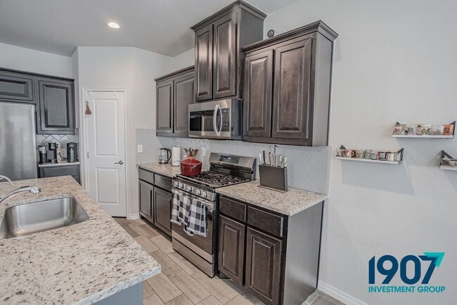 Building Photo - 2501 Caden Ct