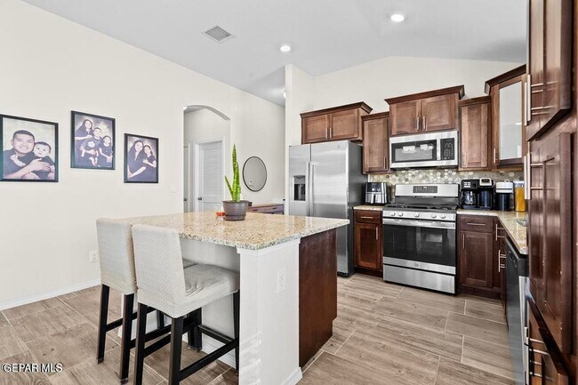 Building Photo - 1188 Indigo Sky St