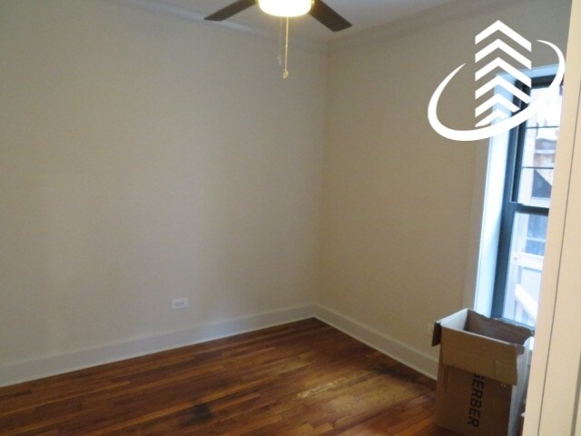 Building Photo - 845 W Agatite Ave