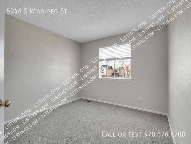 Building Photo - 5946 S Winnipeg St