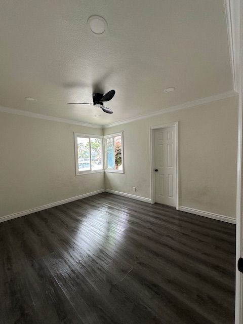 Building Photo - 2045 S Janette Ln
