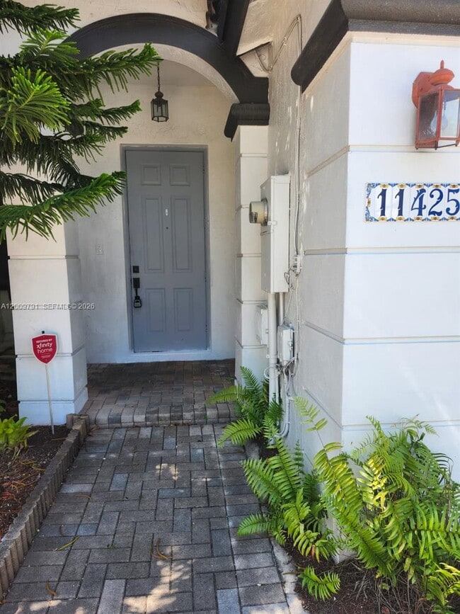 Building Photo - 11425 NW 76th Terrace