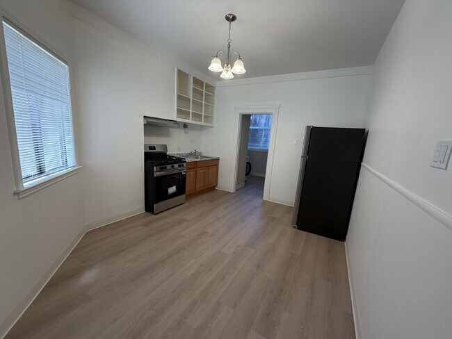 Building Photo - 1020a Minna St