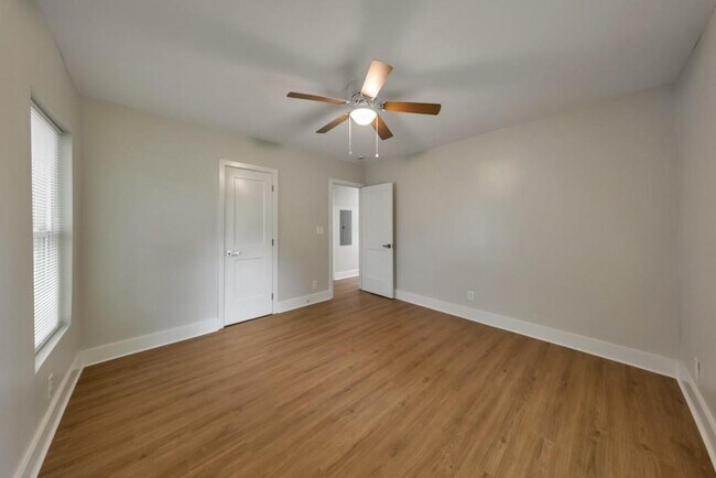 Building Photo - 1346 Wichita Dr SW