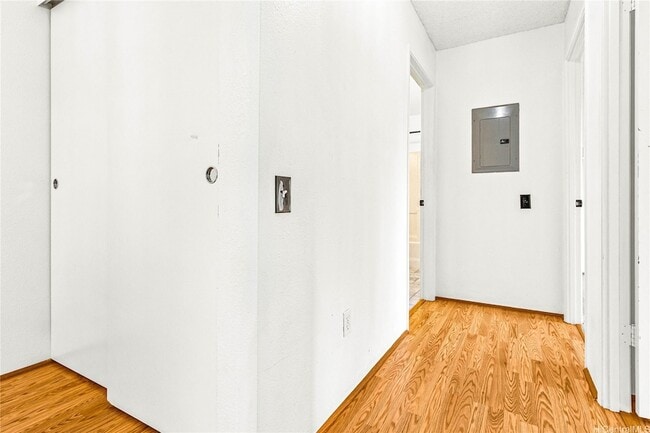 Building Photo - 91-1037 Laulauna Street Unit 6