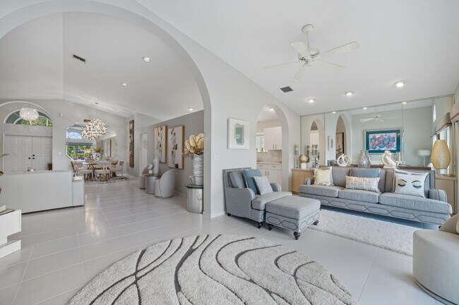 Building Photo - 12573 Coral Lakes Dr