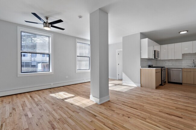 Building Photo - 1625 W Howard St