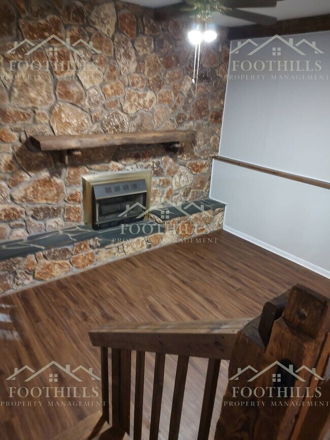 Building Photo - 3-bedroom, 2-bath home located in Pendleton