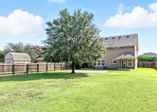 Building Photo - Striking Two-Story New Braunfels Rental Home