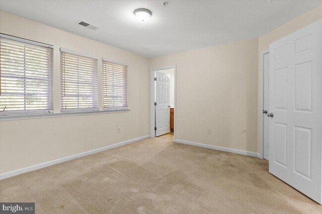 Building Photo - 8329 Autumn Crest Ln