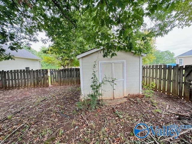 Building Photo - 194 Topaz Rd