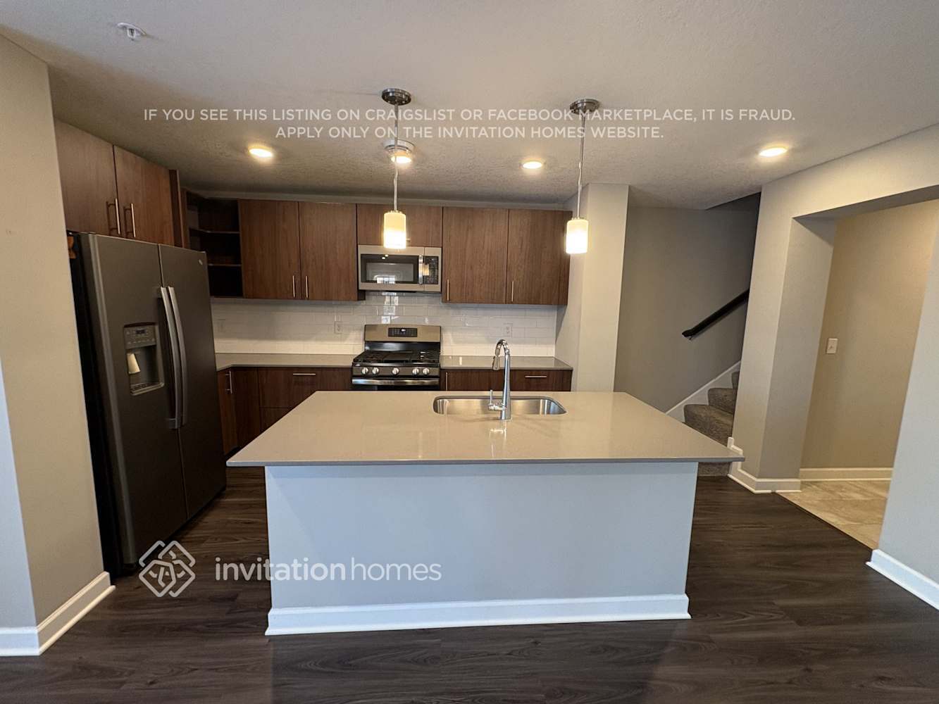 Building Photo - 10946 Zest St NE