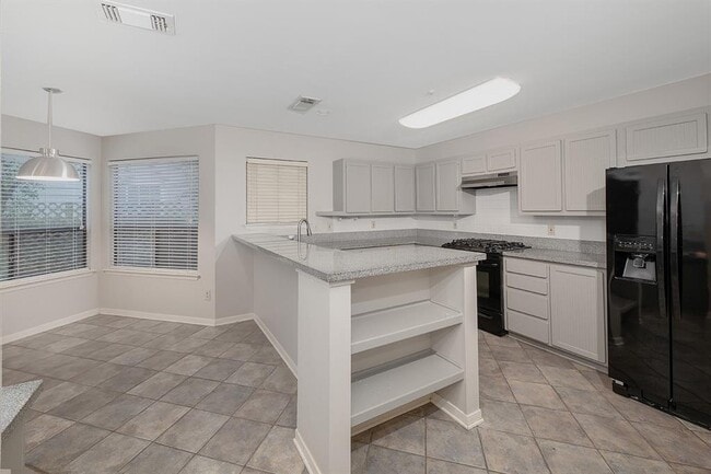 Building Photo - 8 Gannet Hollow Pl