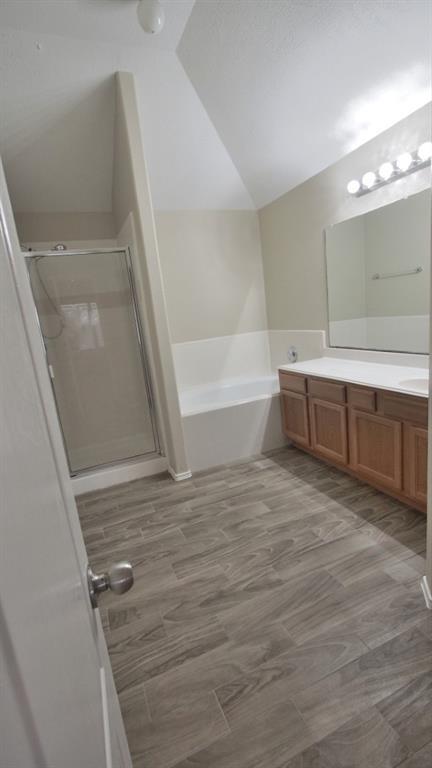 Building Photo - 1319 Colonial Manor Dr