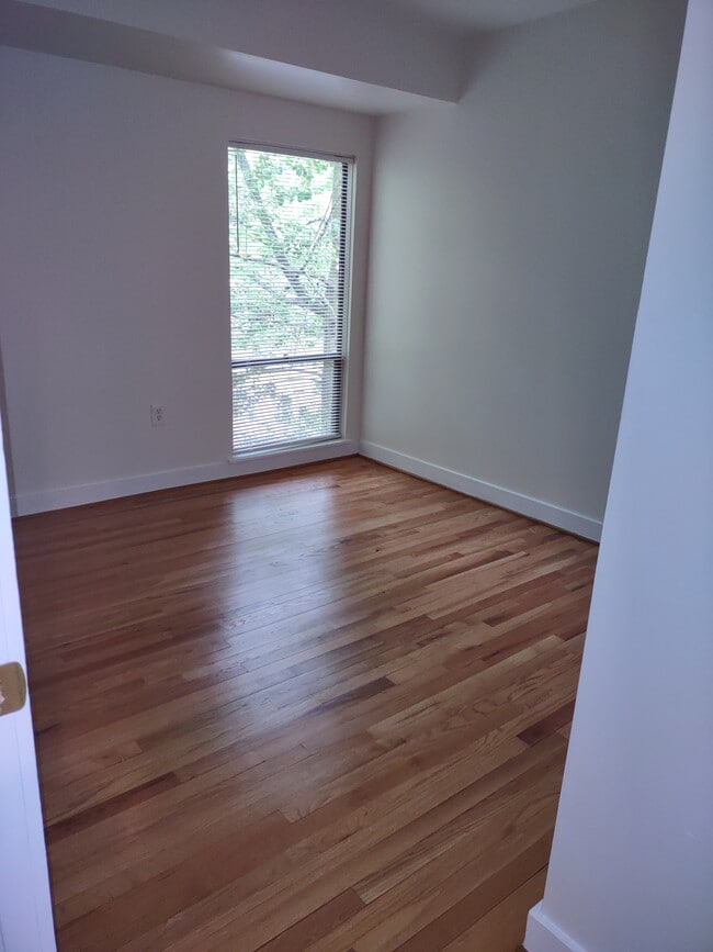 Building Photo - 9313 Groundhog Dr