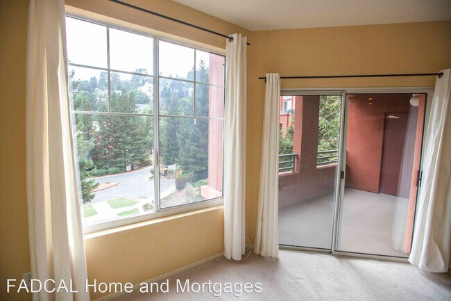 Building Photo - 2 br, 2 bath House - 260 Caldecott Lane #224