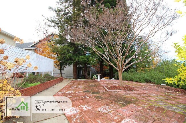 Building Photo - 3112 Riesling Path