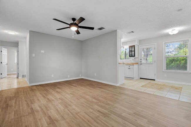 Building Photo - **Showing May 2 @ 5:30 PM** Three Bedroom ...