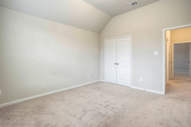 Building Photo - 3720 Daisy Ln