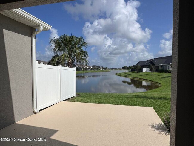 Building Photo - 2680 Avalonia Dr