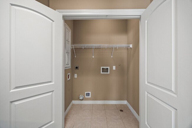 Building Photo - 1162 Hempstead Villa Ln