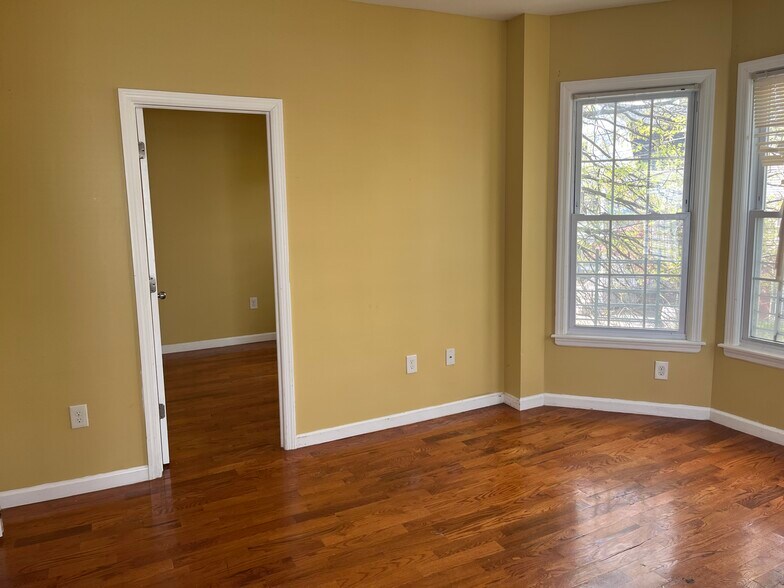 2nd Floor - 69 N 13th St
