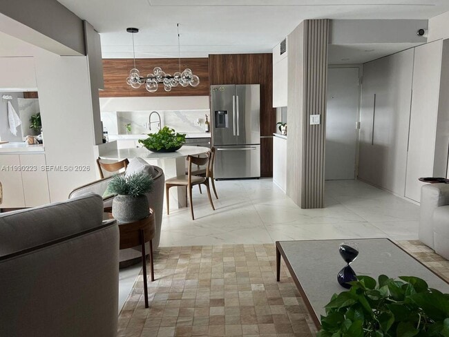 Building Photo - 3200 N Ocean Dr