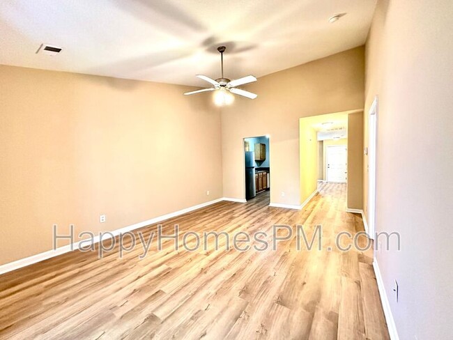 Building Photo - 7888 Montview Rd