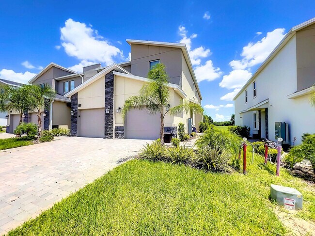 Building Photo - 741 Ocean Course Ave