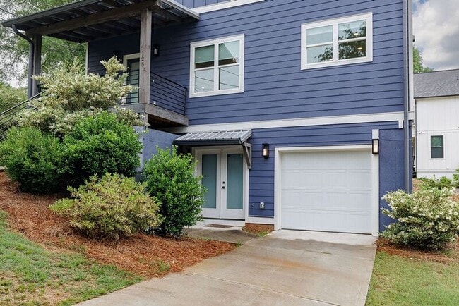 Building Photo - 125 Harper St