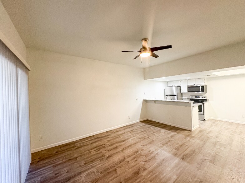 Building Photo - 80 W Maryland Ave