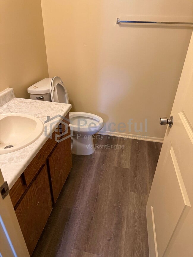 Building Photo - 4693 S Arlington Park Dr