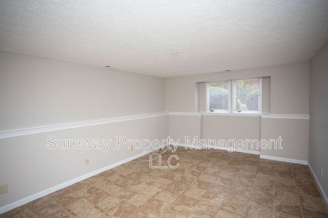 Building Photo - 26 Teaberry Ct