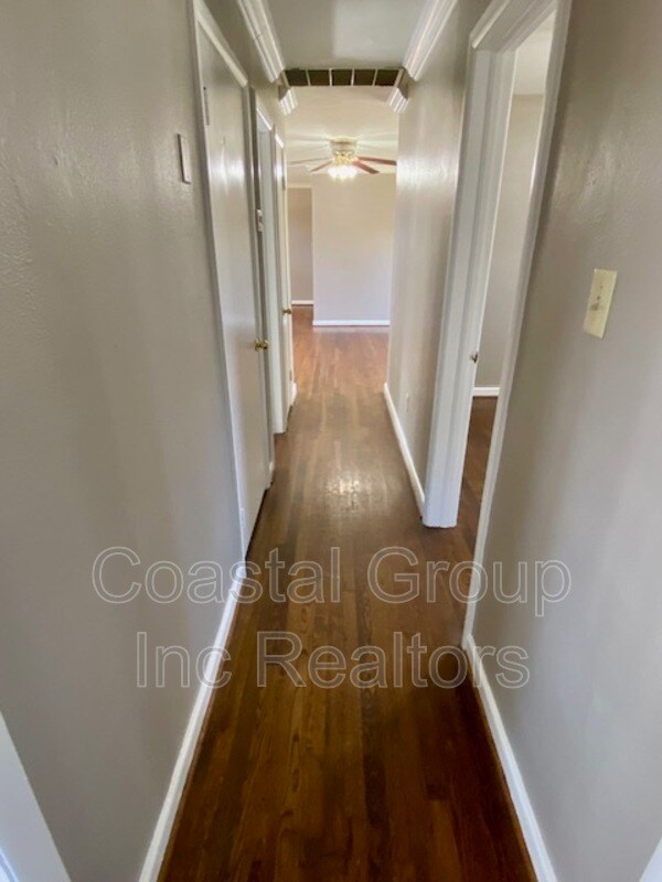 Building Photo - 3612 Terry Dr
