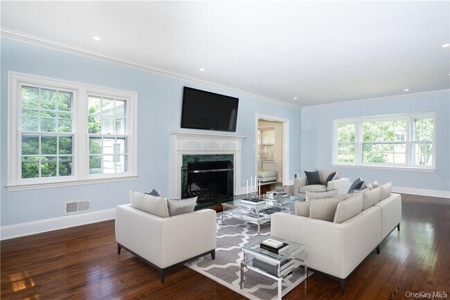 Building Photo - 25 Jerome Ave