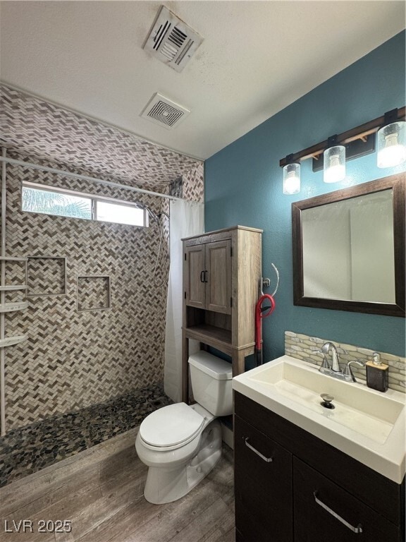 Building Photo - 4454 Bertram Ln