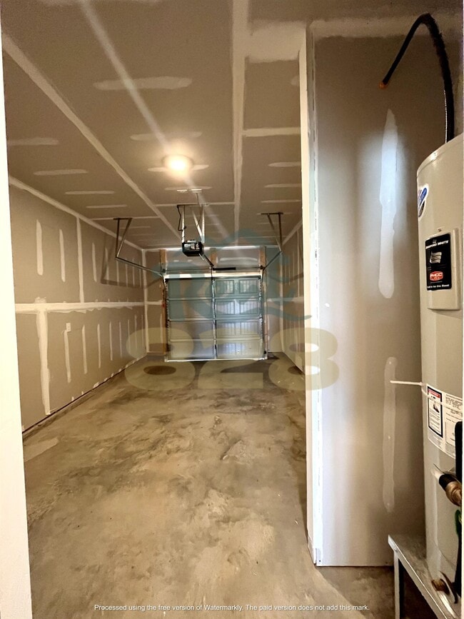 Building Photo - 146 Creekview Rd