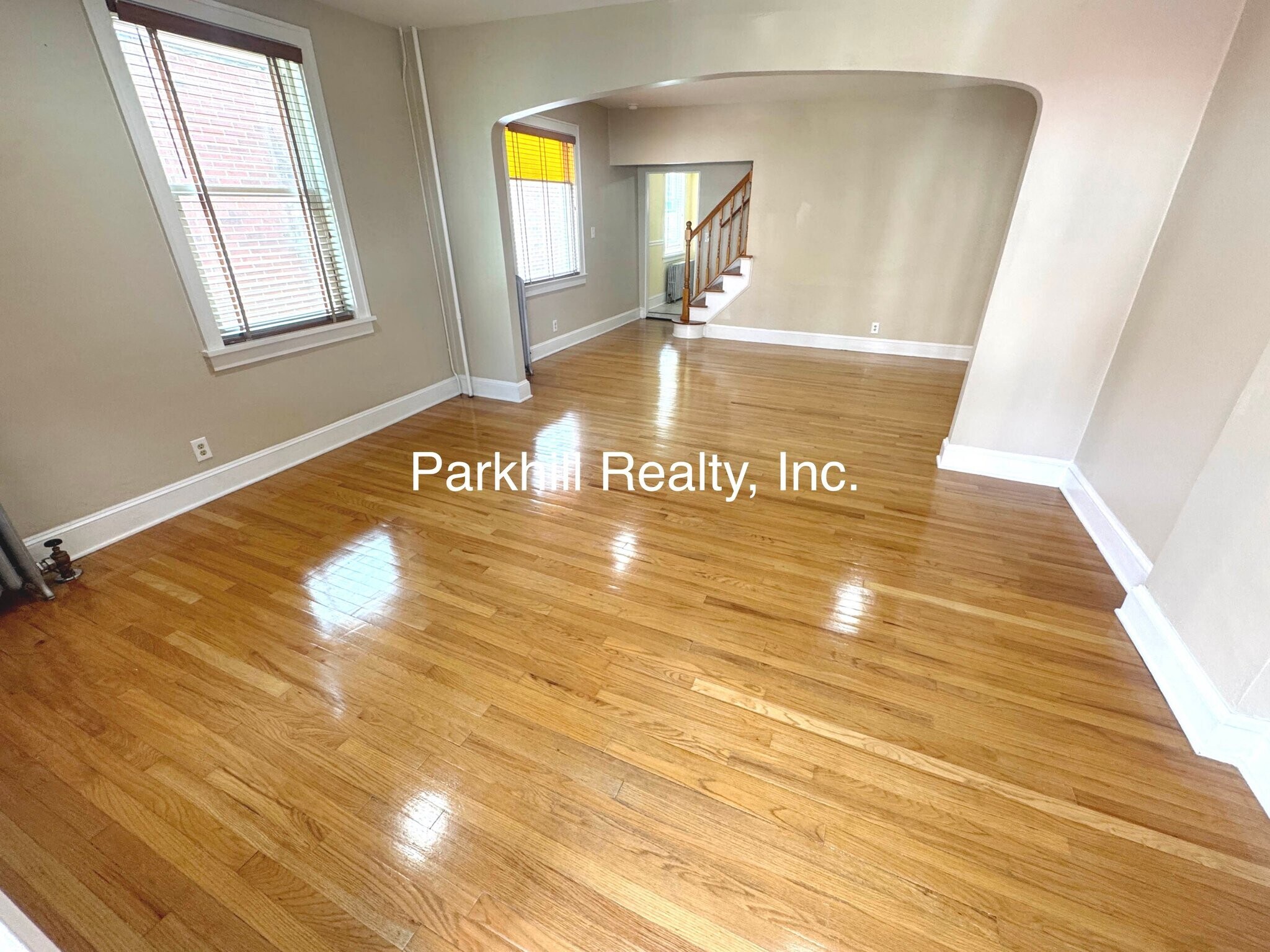 Building Photo - 24 Pen Argyl St