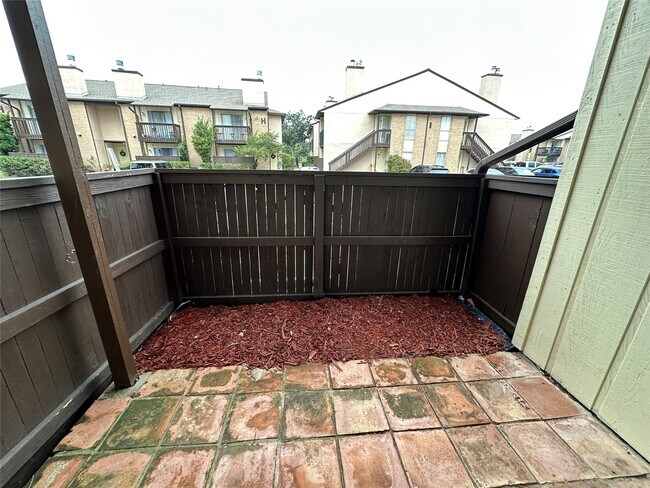 Building Photo - 1500 Bay Area Blvd