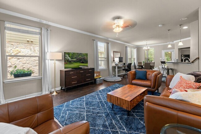 Building Photo - 7317A Colina Vista Loop