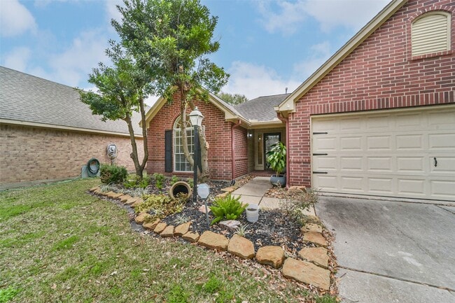 Building Photo - 9926 Elm Meadow Trail