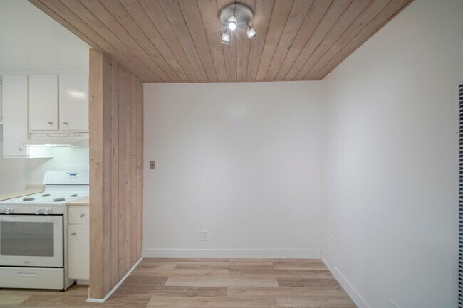 Building Photo - Welcome to Your Updated Home in the Heart of South Coast Metro!