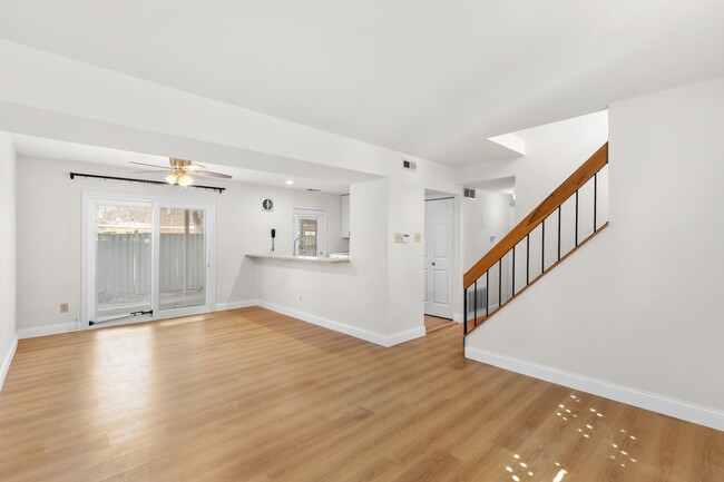 Building Photo - Charming Central West End 1-Bedroom Near Forest Park & WashU!