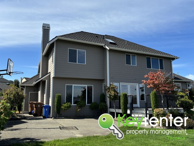 Building Photo - 4Bed/2.5Bath Tacoma Dream Home!