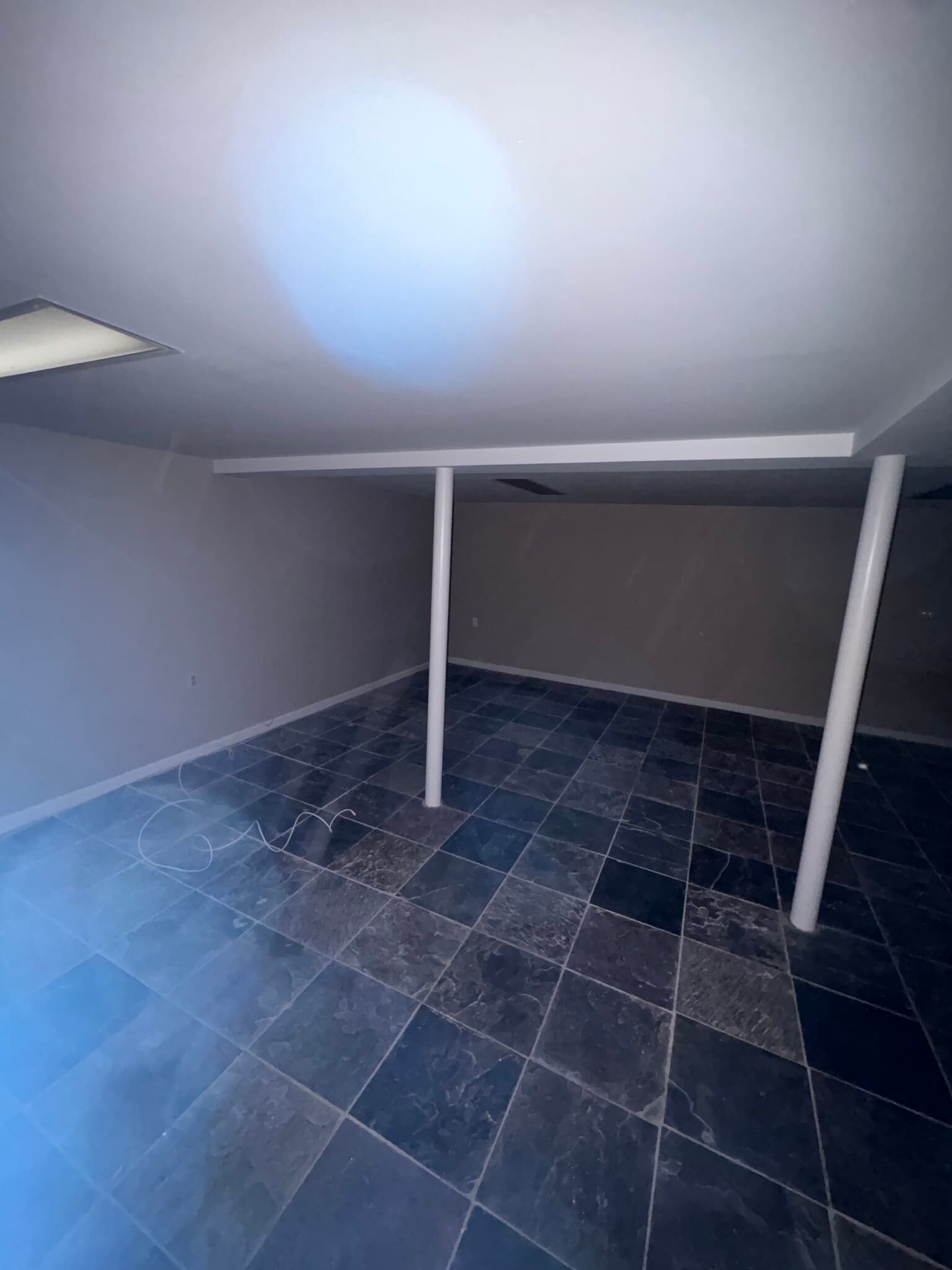 Building Photo - 4002 Massie Ave