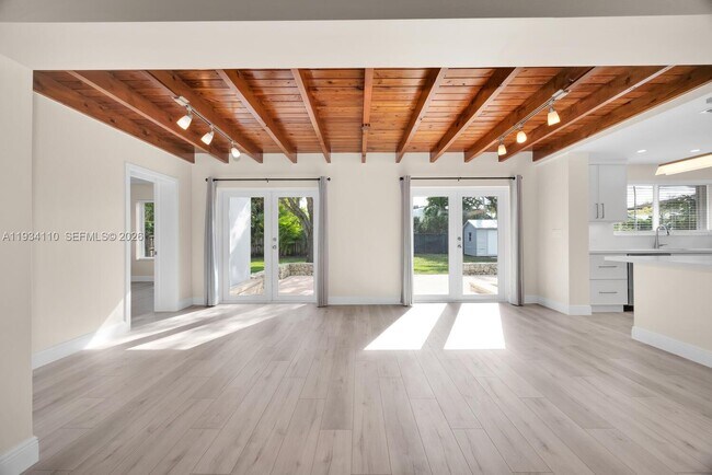 Building Photo - 6110 SW 79th St