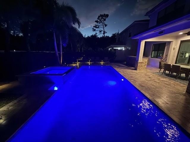 Building Photo - 7289 Stella Ln