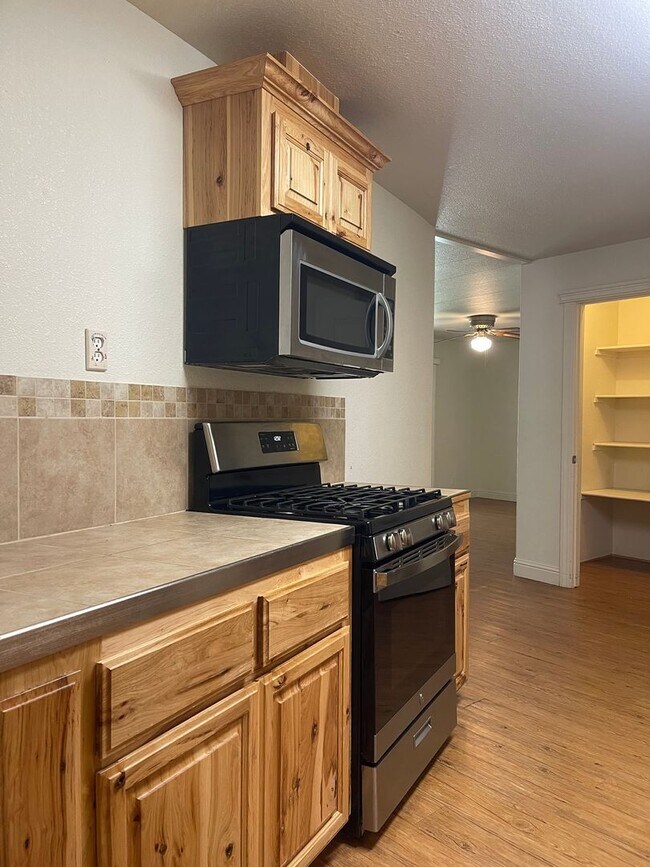 Building Photo - SHASTA FOREST VILLAGE / MANUFACTURED 2 BED 2 BATH HOME IN SHINGLETOWN